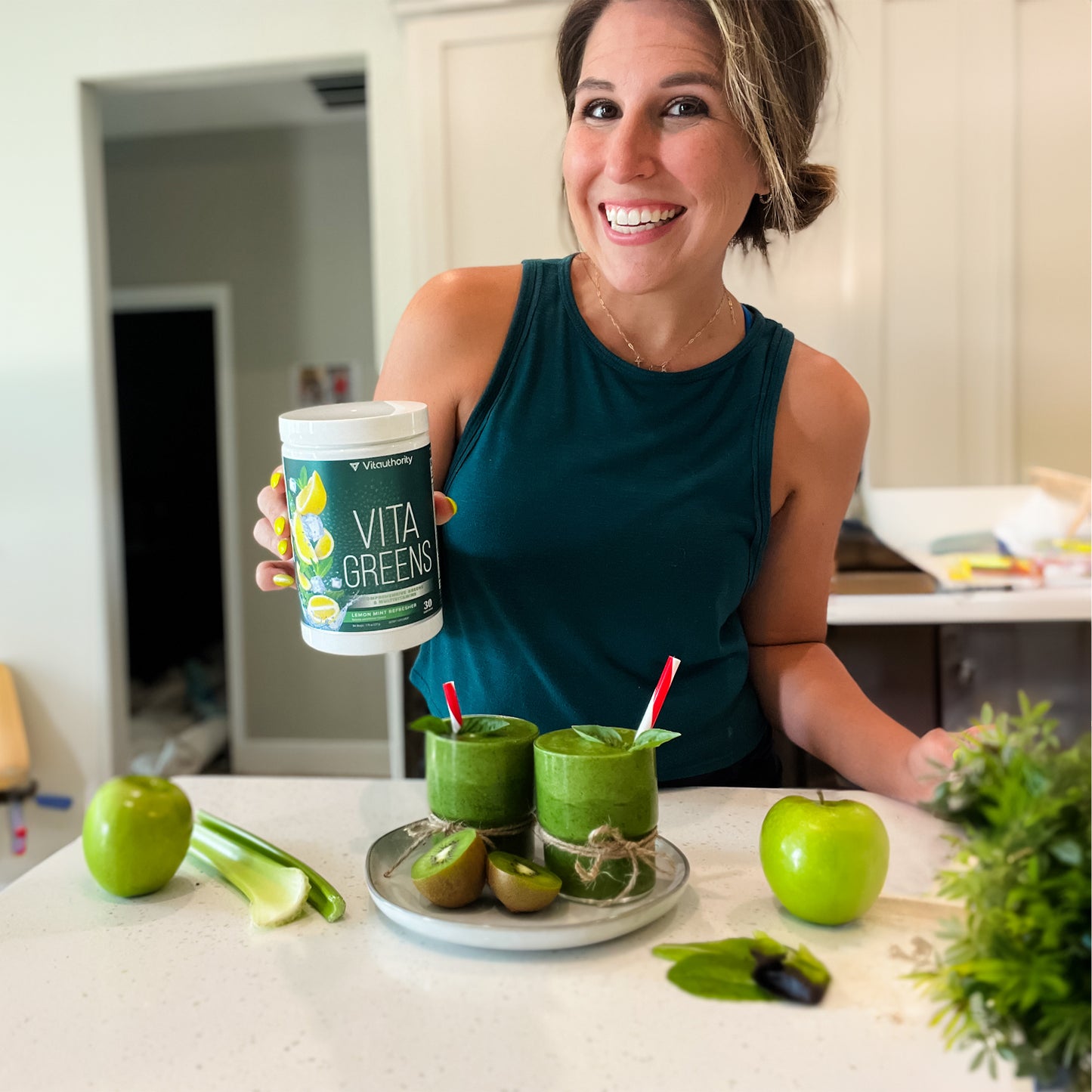 NEW! Vita Greens - Superfood Greens, Vitamins, Pre & Probiotics